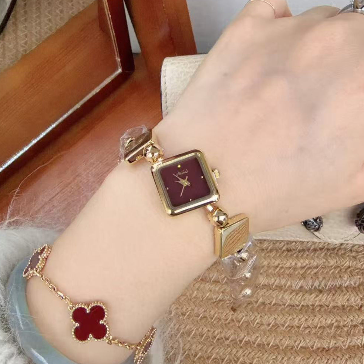 Mishali 25117 Luxury Jewelry Bracelet Watch for Women