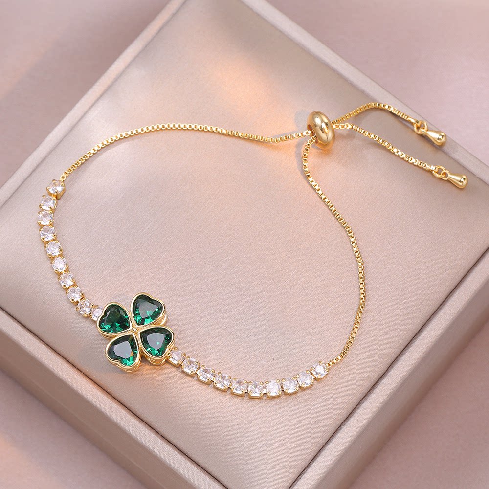 Stainless Steel Clover Spin Bracelet – Elegant & Lucky Charm 💜🍀